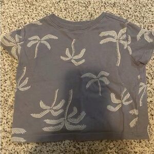 Old Navy Gray Palm Tree Kids Tee